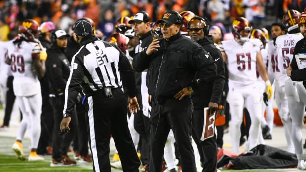 Washington Commanders coach Ron Rivera on the sidelines during his team's Week 6 win over the Chicago Bears.